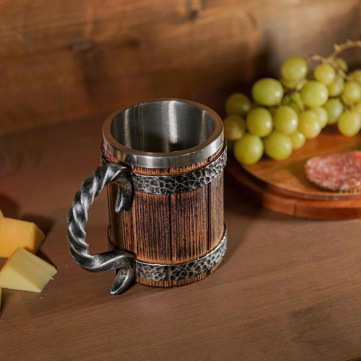 Viking Beer Mug 20 oz – Medieval Barrel Tankard with Stainless Steel Liner